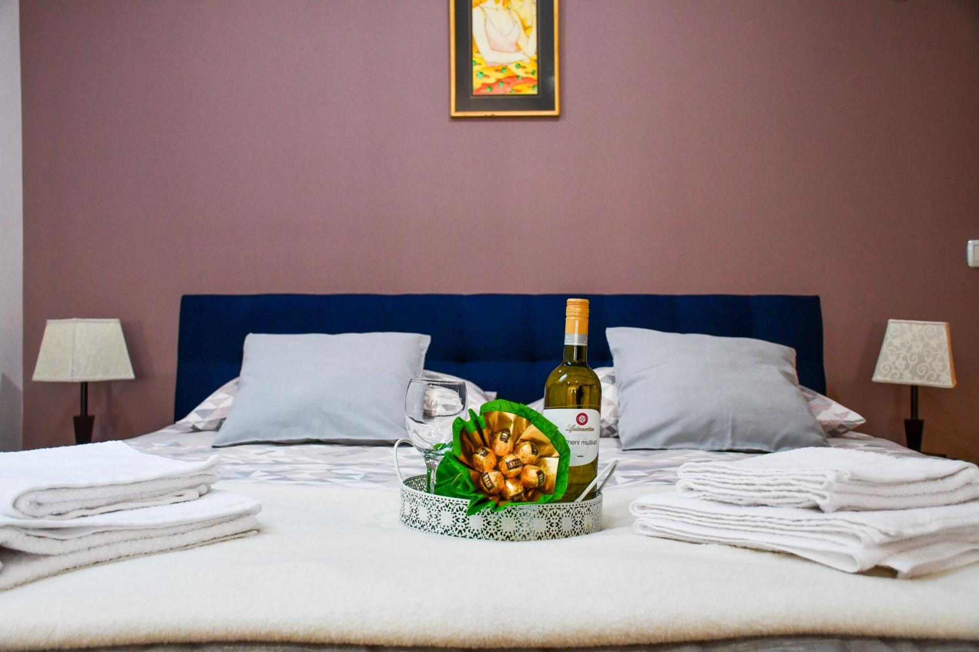 Studio Apartment Oaza Sisak Exterior foto